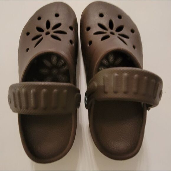 CLASSIC CROCS FULLY-MOLDED  - Picture 2 of 15